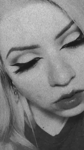 🖤🖤🖤 #Eyeliner @Wet N’ Wild  💋 