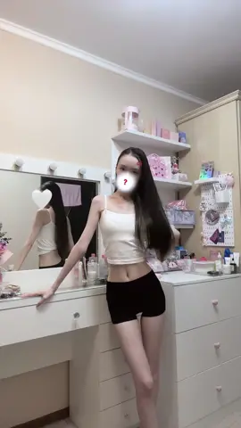 Drafts #OOTD #outfitinspo #bodygoals #wonyoungism 