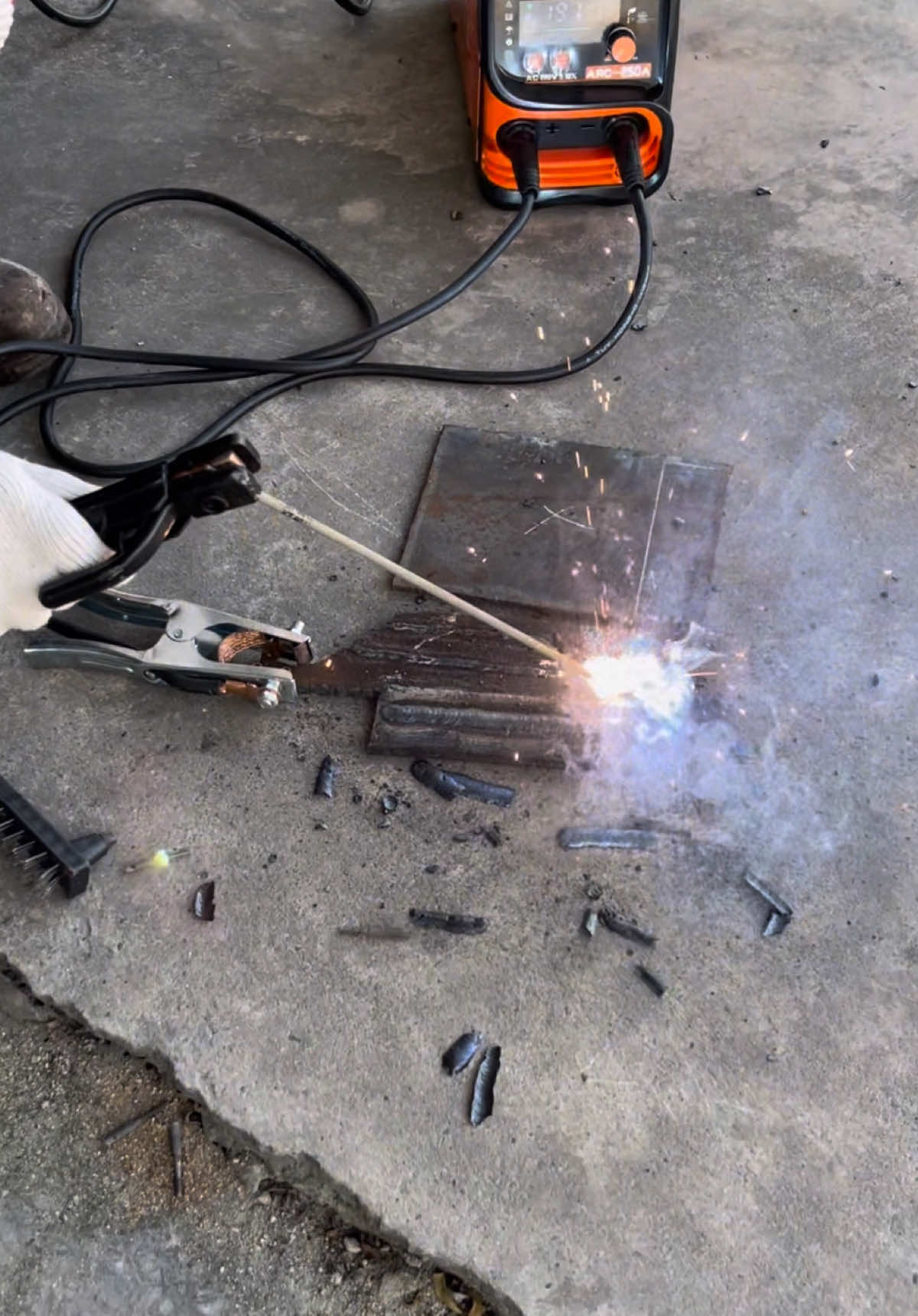 Máy hàn chuyên que 3ly2 #mayhan #mayhanque 