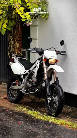 අගවන්නම ඕනීද ආදරේ කරන්න 🥹🤍#ANT🐜 #srilankan_tik_tok🇱🇰 #fypシ゚viral #dtrackersupermoto #top @savith_xx0 @__Avidya__official @Manoj Heshan 🥷⚡️🇯🇵 @𝐘𝐚𝐬𝐢 𝐱𝟗𝟔♥️⚡️ @_danukii_ @__PODI__ 