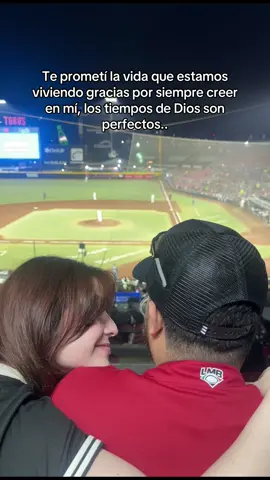 Muchas veces me siento triste y decaído si les soy honesto la mayoría del tiempo me siento así, que no merezco nada pero esa niña gente… ella siempre me hace ver las cosas distintas, si supieran cuantas veces pedimos y rogamos a Dios por otra oportunidad llenos de deudas problemas pero siempre con fe y sueños por delante, y esto apenas comienza, gracias por todo porque ustedes son los verdaderos responsables de todo esto🤍 #couple 