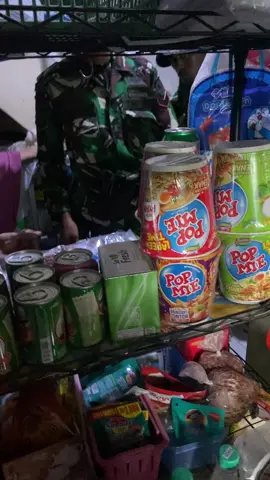 Warung mamah rame diserbu om tara..🤭 #batujajarkopasus #kopassus_indonesia🇮🇩 