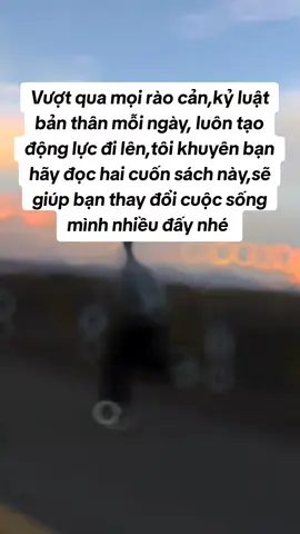 Combo 2 cuốn sách thay đổi cuộc đời của bạn nhiều đấy  #xuhuong #sachhay #kyluatbanthan #muctieu #donglucmoingay #nghigiaulamgiau #chienthangconquytrongban 