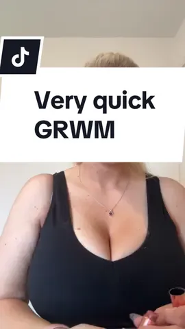 Very quick GRWM! Ready by 9am today unlike the 2pm yesterday 🫣 #grwm #grwmmakeup #busylife 