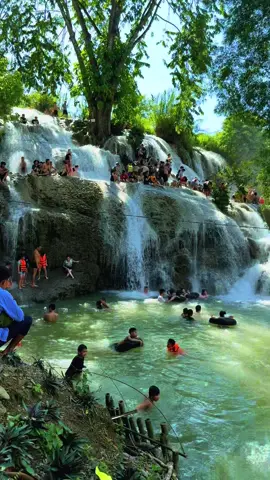 Thác Trăng thất thủ, đông vui lém lun ạ #thactrang #dulichvietnam #cuoituanvuive 