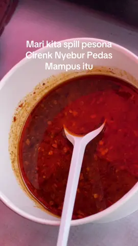 Jajan doang tp kok kenyang?! Ya jelas lah, cirenknya guede guedeeee 🫢 Jangan lupa mampir yaakk Maps : Mako Toko Grosir - Madyopuro, Kota Malang #cirengkuahkejumalang #exploremalang #xyzabc #malangkuliner 