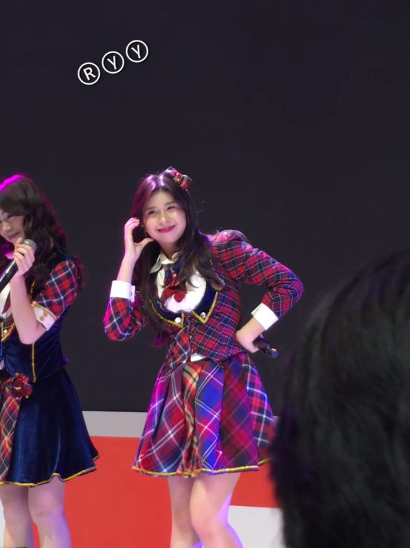 OLLA FOCUS #ollajkt48 #fjkt48 #jkt48 @Olali 