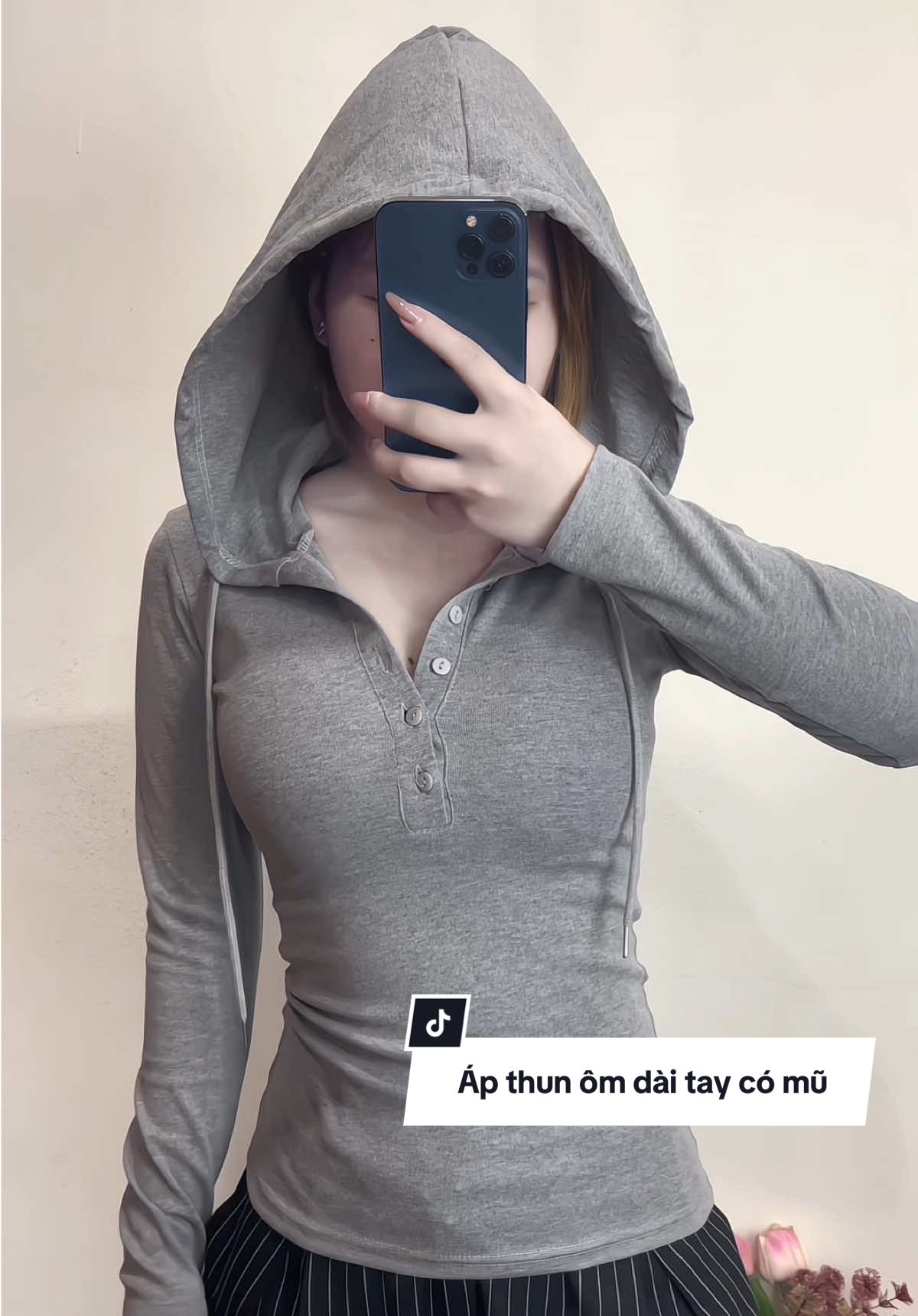 Áo mặc cuốn zị #xuhuongtiktok #tiktokshop #aothun #outfit #reviewquanao #thoitrangnu #phoidoxinh 