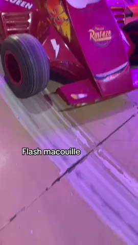 Gogo gadget aux enfants (la blague réside du fait qu’inspecteur gadget a une tête d’un homme aimant les enfants et veuille tous les marave) #drole #flashmcqueen #inspecteurgadget #pourtoii #fyp 