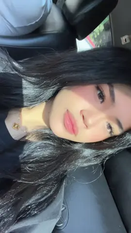 mr. sun loves my skin 🌞