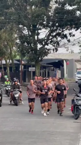 #brimobuntukindonesia #brimobpolri #brimob#abdinegara  #polisiindonesia #bogor #run #fyppppppppppppppppppppppp #fypシ゚ #xyzbca 