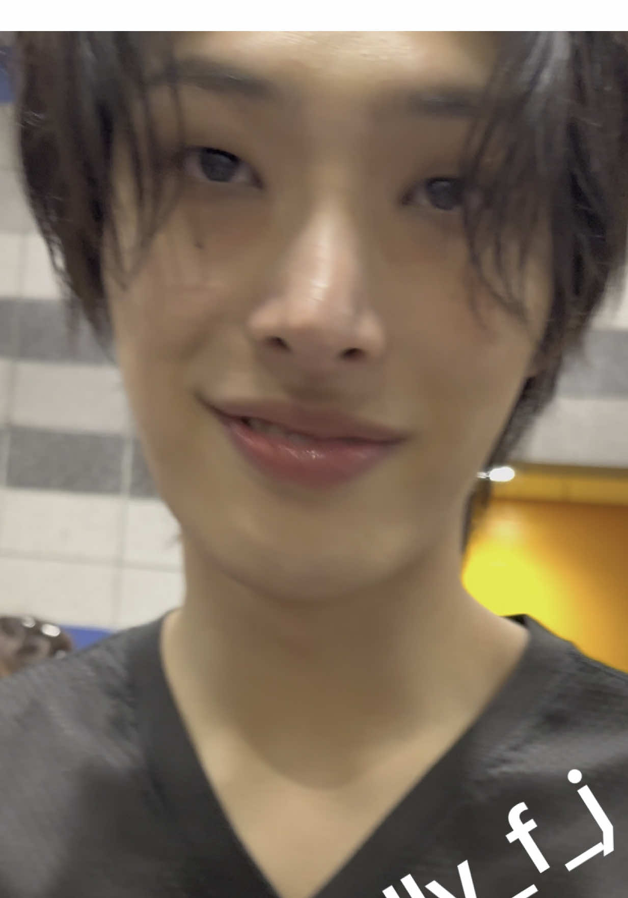 That little smile 🥰 Mingi at send off Orlando 21st July 2025 #ateez #atiny #ateezmingi #mingiateez #songmingi #mingisendoff #ateezatiny 