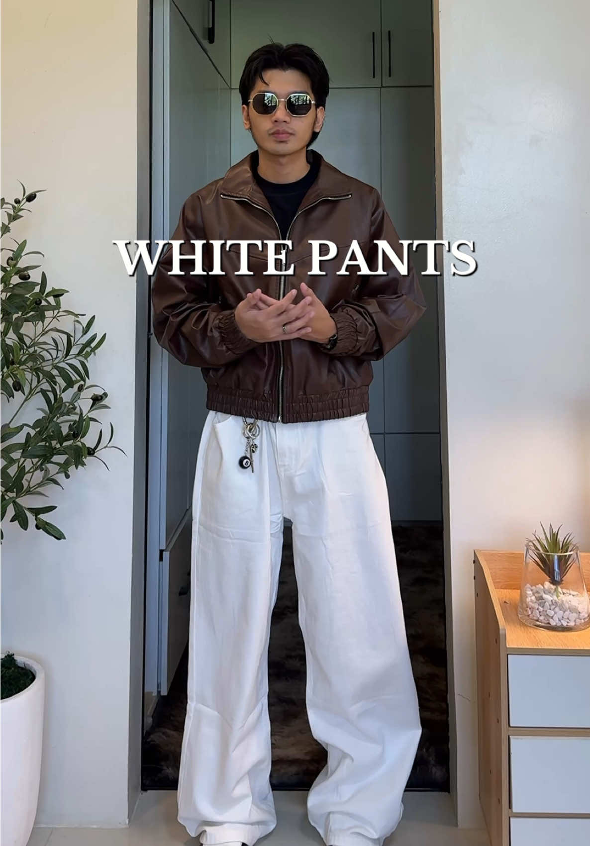 White denim pants grabe solid  #menfashion #outfitformen #fashionoufitideas #whitepants #baggypants #jeans #4u #denimpants