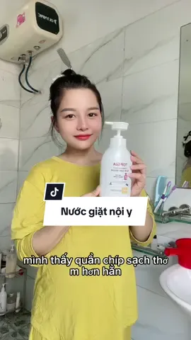 Mẹ bầu hay ra dịch nhiều mà ko dùng sản phẩm chuyên dụng dành cho nội y như Topgia thì tiếc lầm đó các mẹ ơi! Thơm mà ko bị kích ứng #nuocgiatnoiy #topgia #mebaurevew #mebau 