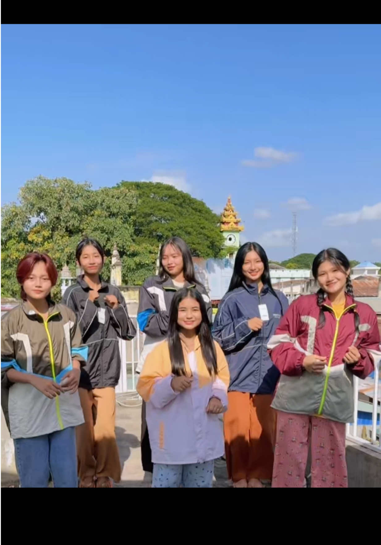 #မိုးကာအင်ကျီနဲ့ဂေါ်#ပုံစံစုံရ🥰#ပန်ဒိုရာဖက်ရှင်အောင်လံမြို့👑 #tiktokmyanmar🇲🇲 #fyppppppppppppppppppppppp 