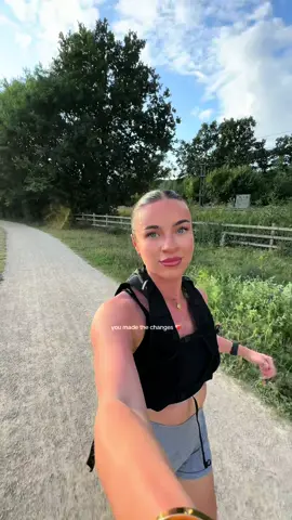 I will FOREVER live by this quote ❤️‍🩹 I literally do not recognise the girl in the first video wow  move your body, prioritise good foods, look after yourself inside and out, ditch the bad habits  running changes lives I'm being serious  #run #runtok #Running #runnergirl #runnerslife #runninggirlera #runningmotivation 
