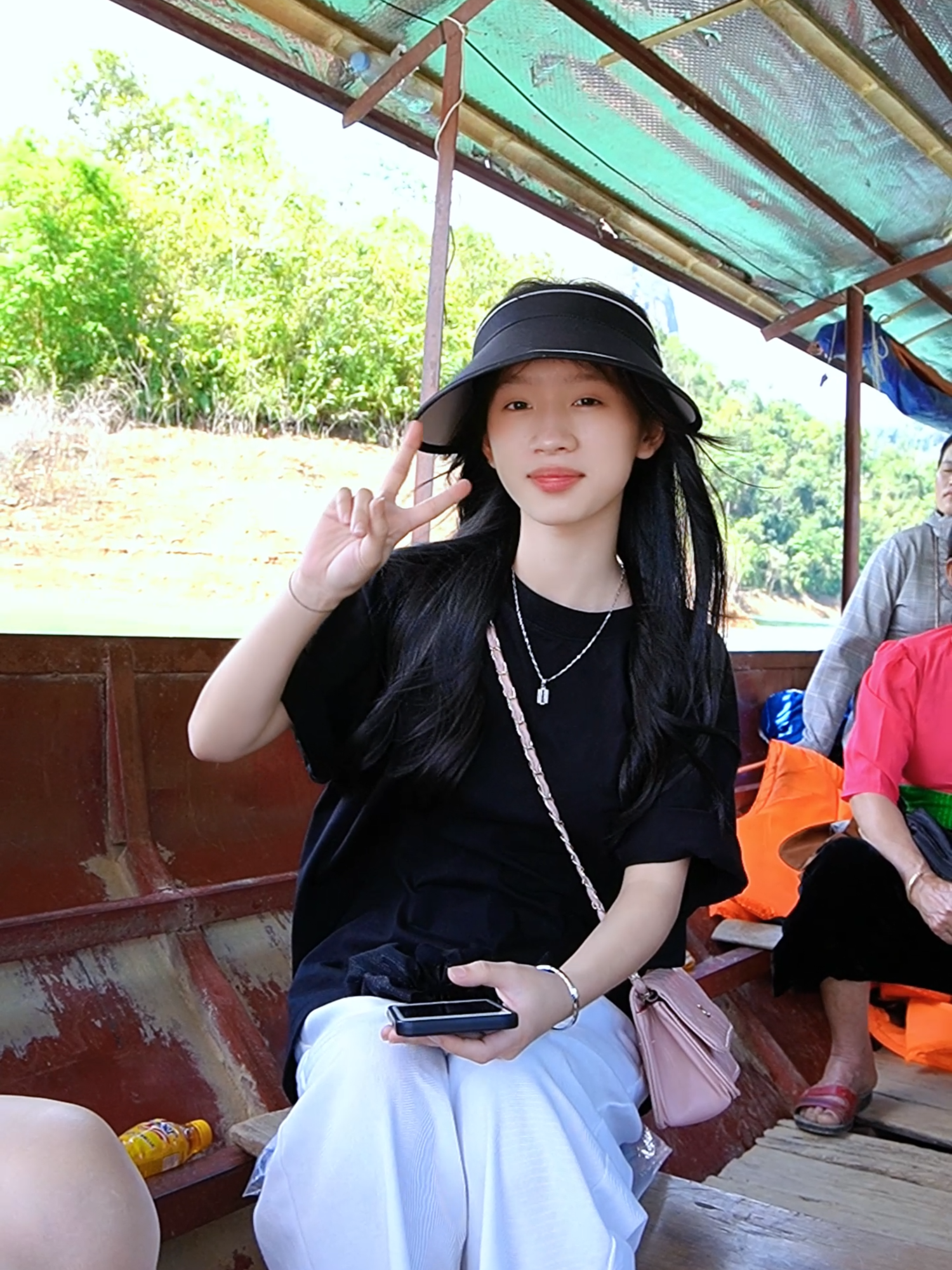 cháu gái mình đó chưa có người yêu#xuhuong #xuhuongtiktok #gáixinh #gáixinhtiktok #gái_đẹp #điêuchinhkhoa