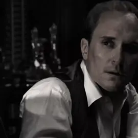 أمـير المدينـة 💔🎖  #sonnycorleone #corleone #thegodfather #العراب #fyp #viral #viralvideo 