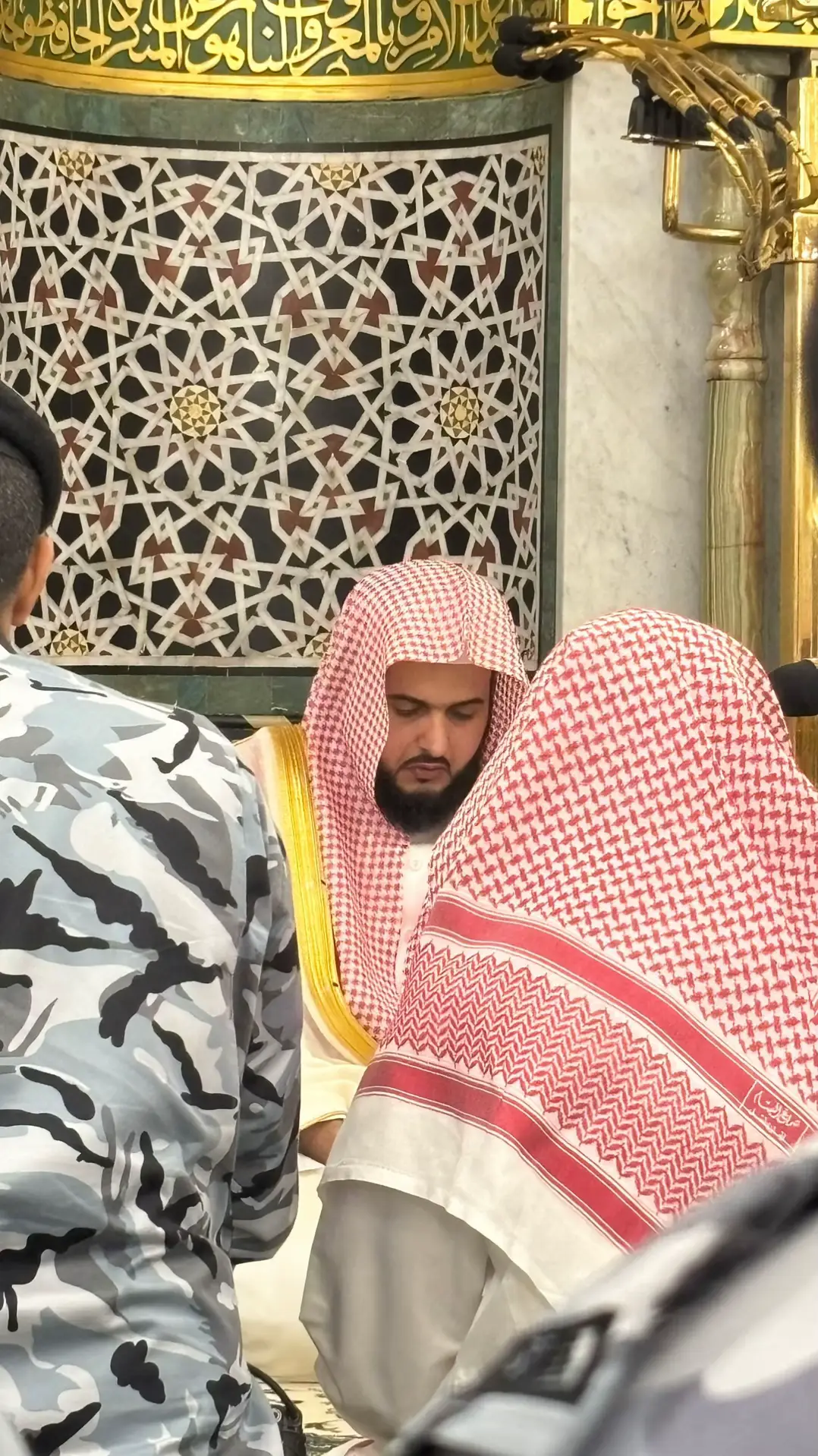 زيارتي للروضة الشريفة قال النبي ﷺ : 