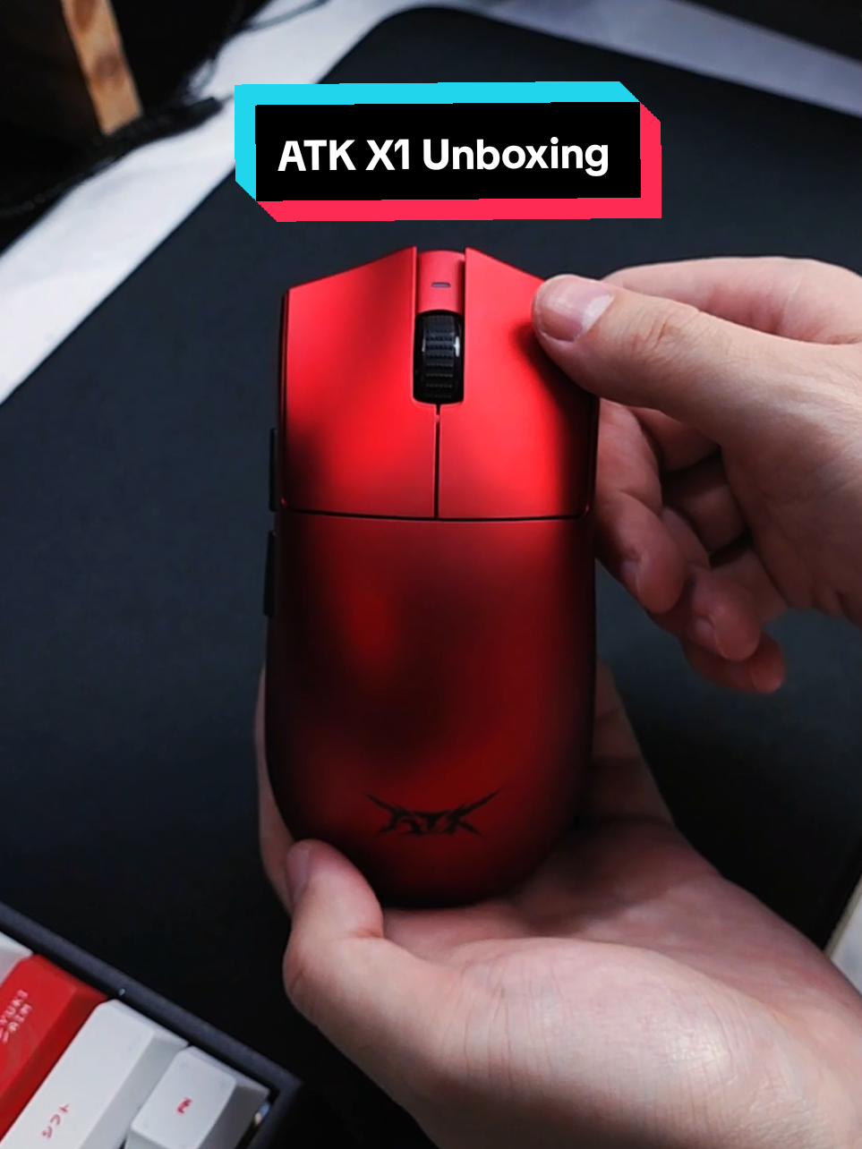 ATK X1 unboxing with a red color design. Gotta say, gw suka banget sama warna glossy merah ini! Also, basically Viper V3 Pro clone from its shape alone #atk #mouse #gaming #unboxing 
