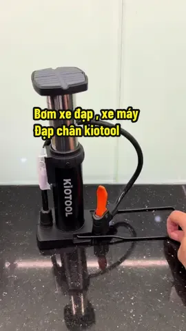 ☘️Bơm xe đạp , xe máy Kiotool bằng chân Tiện Lợi thật sự . Nhỏ gọn cầm đi đâu cũng tiện lắm #nhan_9292 #review #xuhuongtiktok #viralvideo #LearnOnTikTok #viral #dogiadung #giadungtienich #reviewdogiadung #tienich #danang #bơm #bomxedap #bomxemay #bombong #bomxe #bomdapchan #kiotool #bomkiotool 