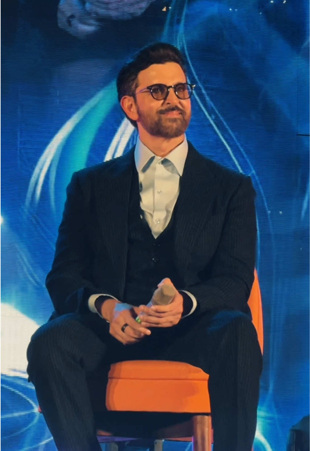 Star Power in Sri Lanka 🇱🇰🔥 Hrithik Roshan Live ! ✨  I pray that I can truly see him with my own eyes.🥺 Special Thanks For @lasindumaduwantha Aiya 🤍🫶🏻 #hrithikroshan #hrithikroshanfanclub #cinnomon #indian #rukshitha_piyumantha #event #openingceremony #cityofdreams  @🧿DI NU シ🦋 @_¥°•Shvee•°¥_@Hasindu Ruchiran photography  #CapCut 