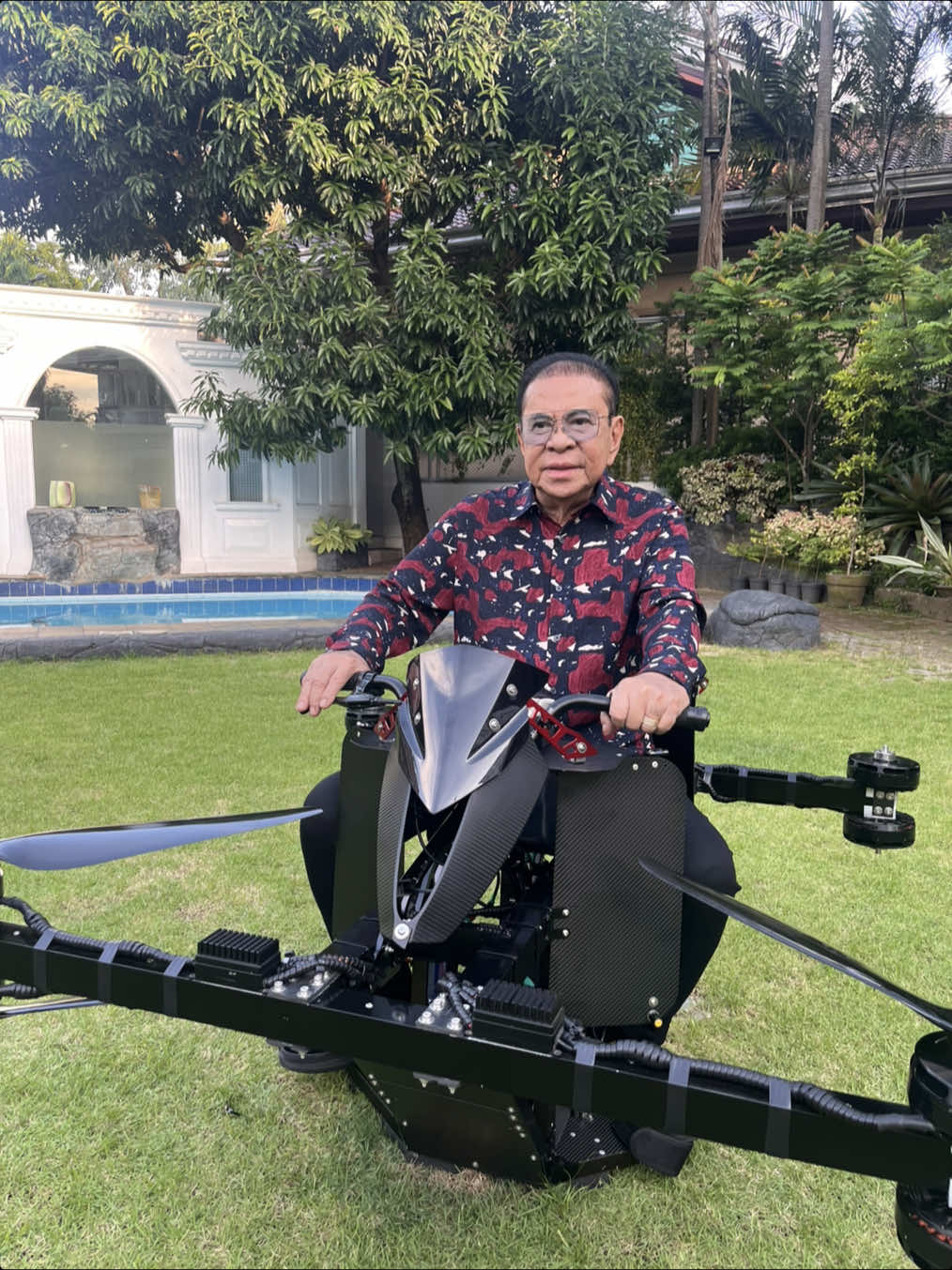 Hoverbike demo for Gov Chavit #sirkyxz #gawangpinoy #hoverbike 
