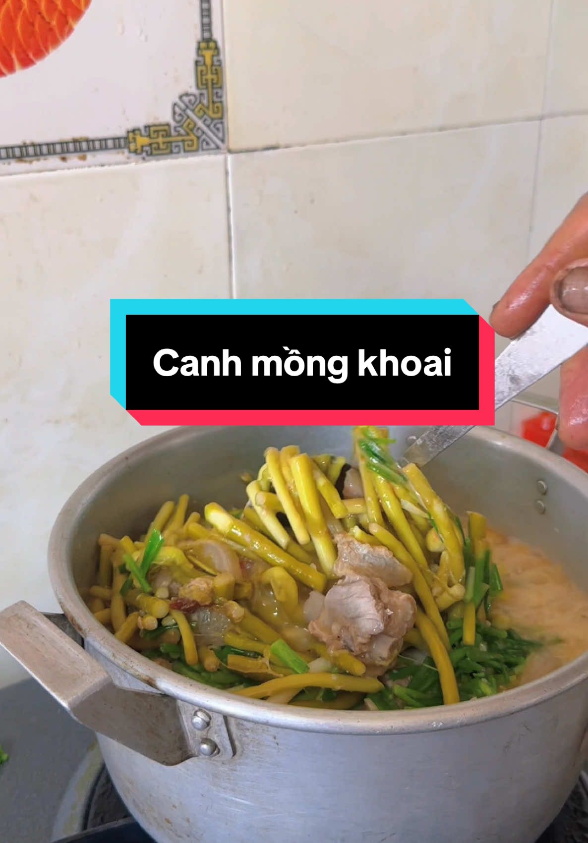Nay nhà em ăn hết 2 tô canh mồng khoai đó, ngon và k ngứa nhé #ongluonglamnong #canhmongkhoai #nôngnghiệp #bome #quehuong 
