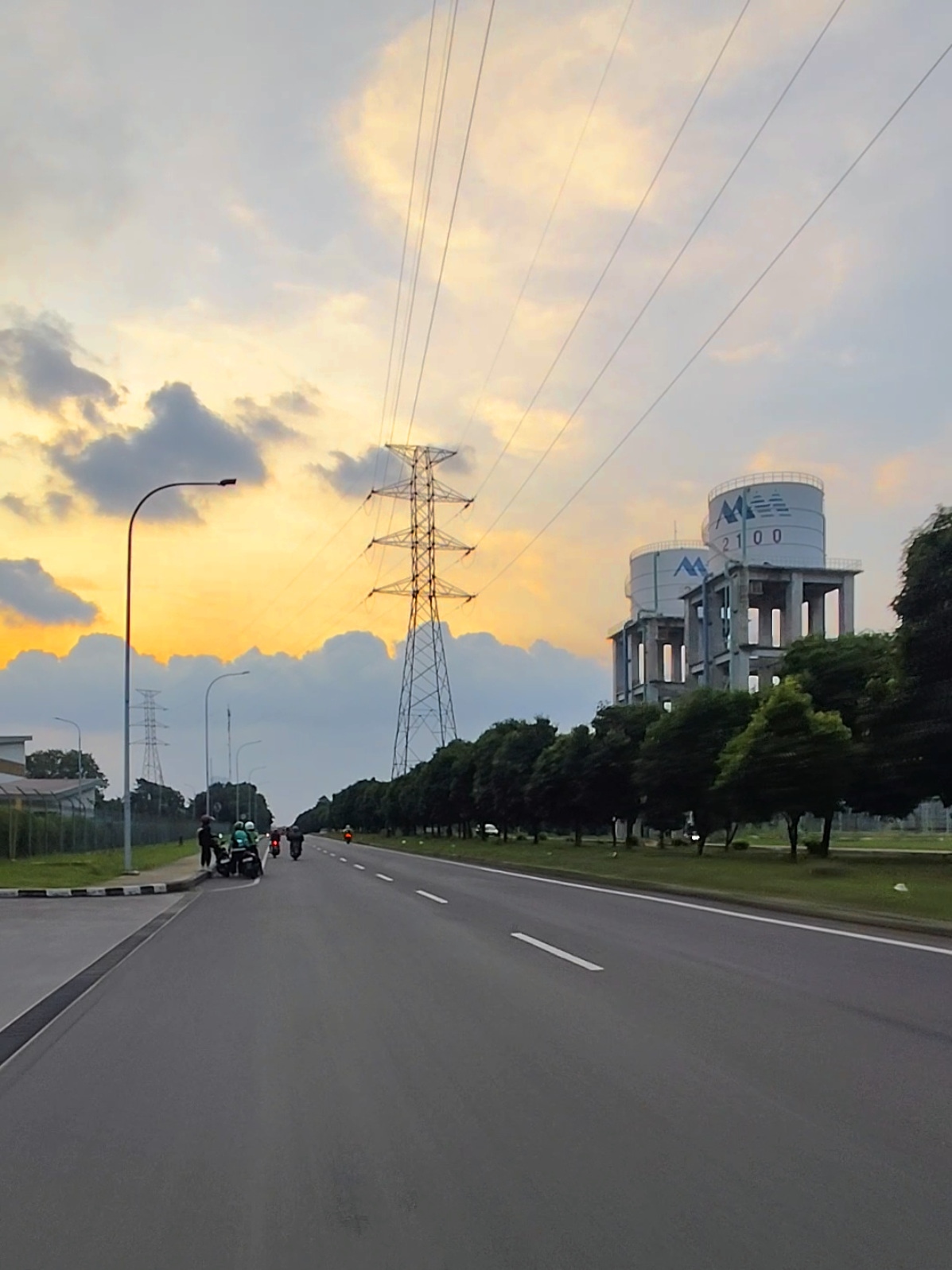 cikarang seidah ini ya #cikarang #kawasanmm2100 #mm2100cibitung #kawasan 