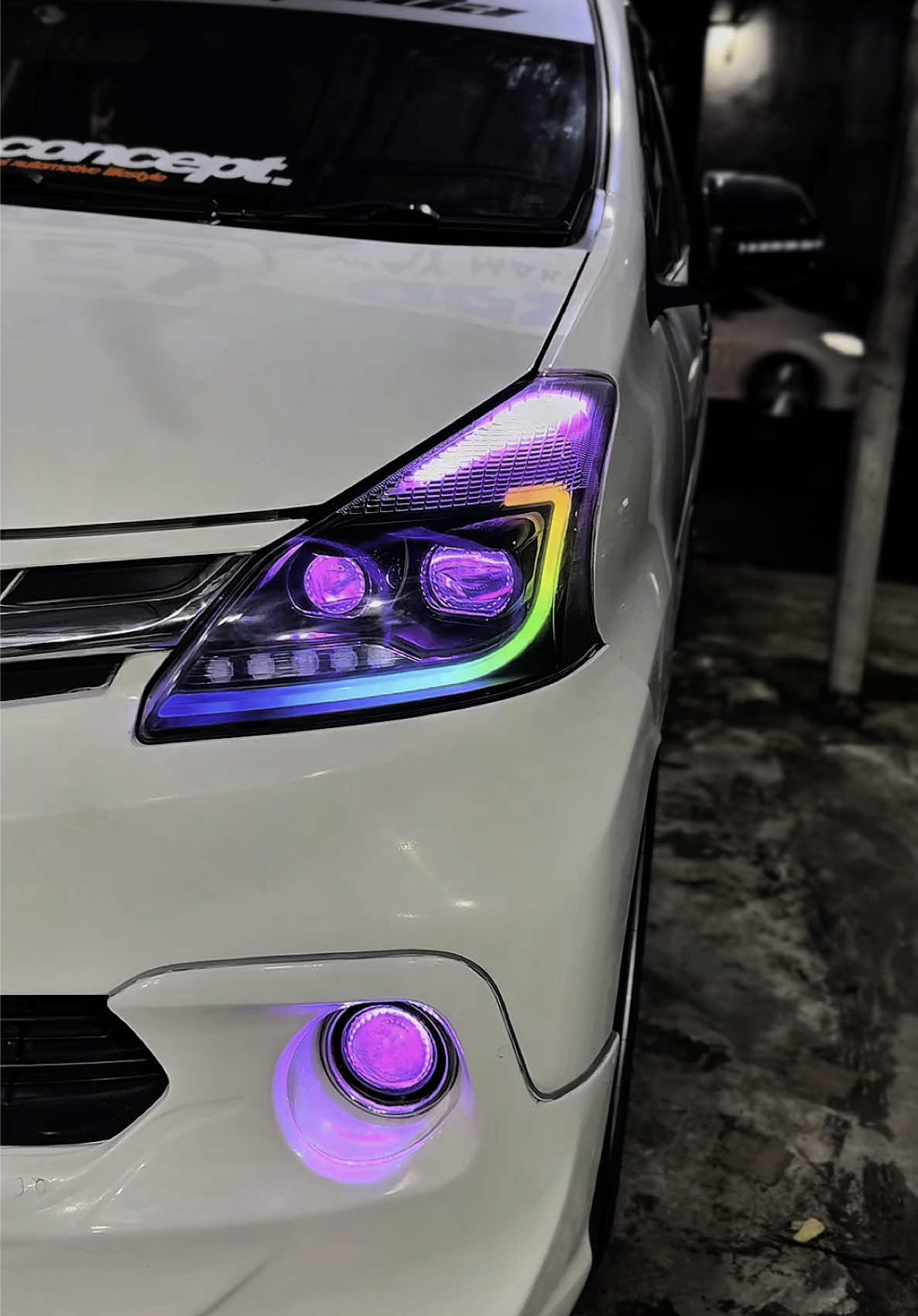 Di pinang oleh jodoh yang tepat 💃🏻 #headlampavanza #customheadlampavanza #avanza_modification #avanzamodifikasi #avanza #lampuavanza #avanzaveloz #avanzamodif 