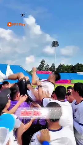 Video độc đáo: Hình ảnh cuối cùng của Tiến Linh trong màu áo Becamex TP.HCM. Video của HLV Anh Đức #vlogminhhai #fptplay #vleague #tienlinh 
