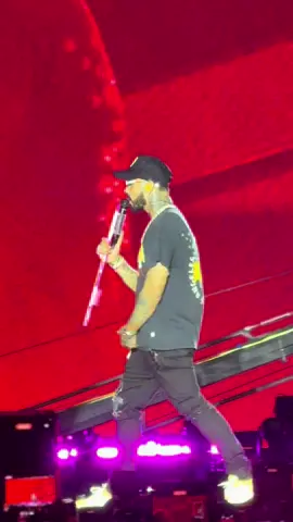 STREET POEM ❤️‍🔥 @ANUEL #anuelaa #anuel_2blea #anuelcdmx #concierto #realhastalamuerte 