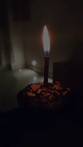 Happy birthday to me ..🥹❤️‍🩹 . . . . . #foryoupage #fyp #foryou #unfreezemyaccount #dontuderreviewmyvideos #pleasedontunderreviewmyvedios🔥 
