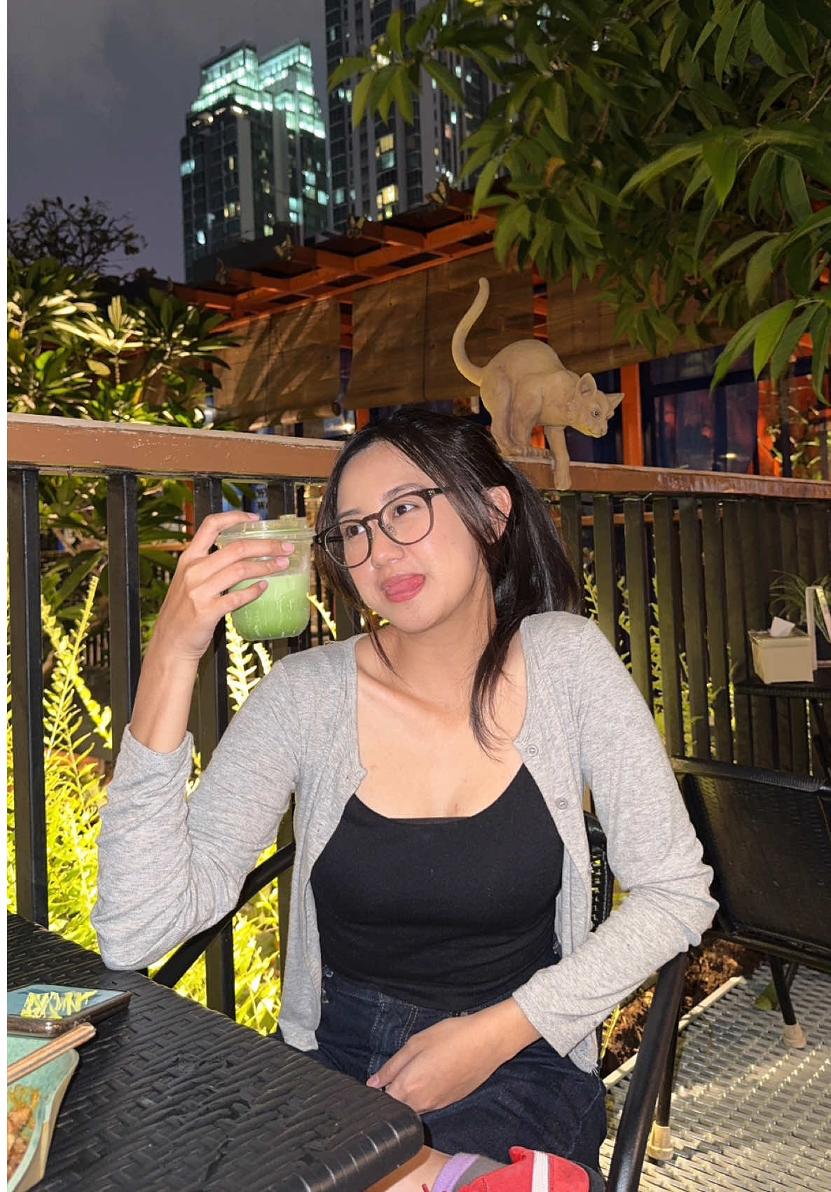 Matcha atau kopi?