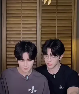 คอมเม้นมีตั้งเยอะหวงซิงเลือกอ่าน ชิวชิวใส่เเว่นเเล้วสวย จ้าาาาาาาาาาาาา #ซิงชิว #XingQiu #fypシ゚  #DesireTheSeries #ABODesire 