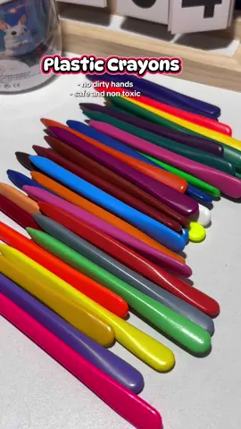 Di madaling napuputol mga mii at may lagayan pa  #crayons #crayon #unbreakablecrayons #plasticcrayons #backtoschool #schoolsupplies 