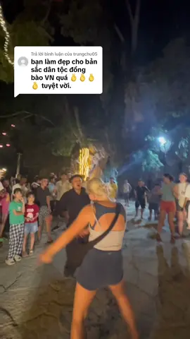 Trả lời @trungchu05 cảm ơn tình cảm của bản mình. Thực sự Hùng đang có một THANH XUÂN khá đẹp :) mai thì không biết thế nào, nhưng tới hôm nay thì đẹp quá #Hunghagiang #xuhuong #nhaydep #vanvuongchotinh #trending 