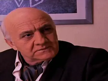 Çakal değil Aslan bu Esat !