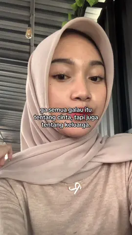 galau tentang keluarga lebih sakit sih