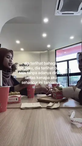 dunia terlalu berat akhir akhir ini untuk aku, tapi berbahagialah kamu tanpa kita . #galaubrutal #foryou #fypage @cajayanggg⋆. 𐙚 ˚ 