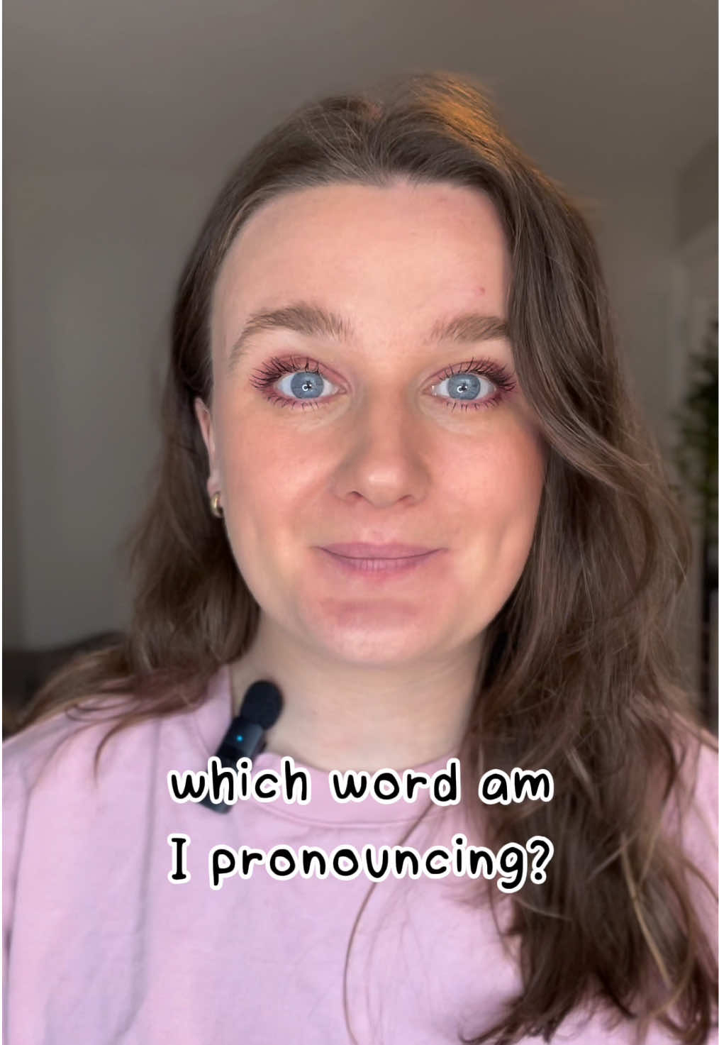 Click the link in my bio for my British Pronunciation Course! 🇬🇧 I teach my accent - Modern Received Pronunciation. I’ll teach you how to soften your accent and speak with more of a British accent through focusing on the individual sounds, stress, connected speech, rhythm, intonation - everything you need to know to level up your accent! 🔥 