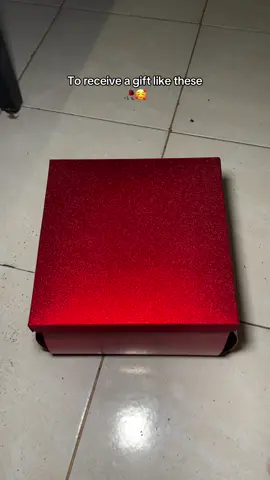 Salamat napaka solid mo talaga @Yeng Montealegre labyu always❤️🫶🏻🫶🏻 may pa gift na may surprise handa pa