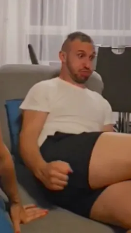 Ziv covjek mora da se olaksa 🤣🤣🤣 zna se ko ne prdi 🤣🤣🤣🤣@Zovi me Šaci #fyp #fyp #fyp #fyp #fyp #fypviral #viralvideotiktok #tik_tok #fyp #fyfyfy #viral #brat #mybrother #funnytiktok #fuuny #fypfunny #funnyvideos😂 