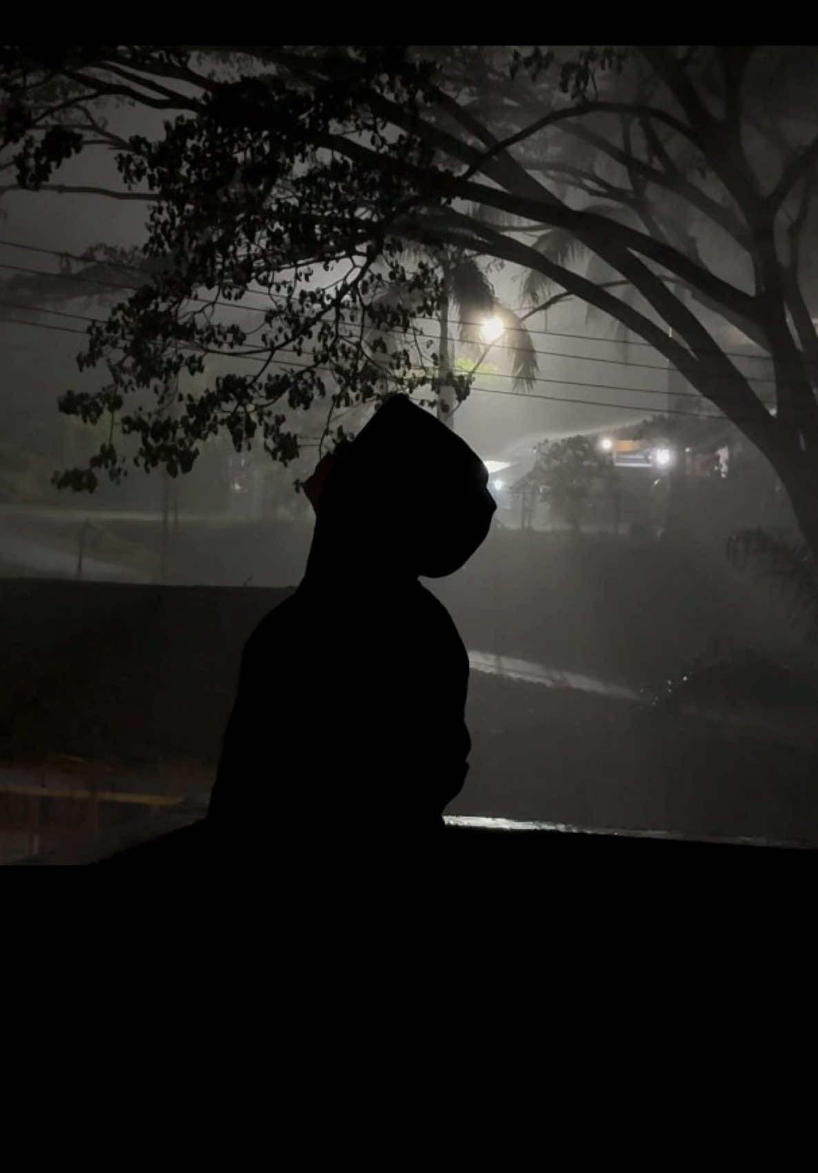 No words, Just feelings #fyp #music #vibes #sad #cinematic 