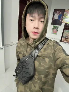anh ra nhieu lắm=))