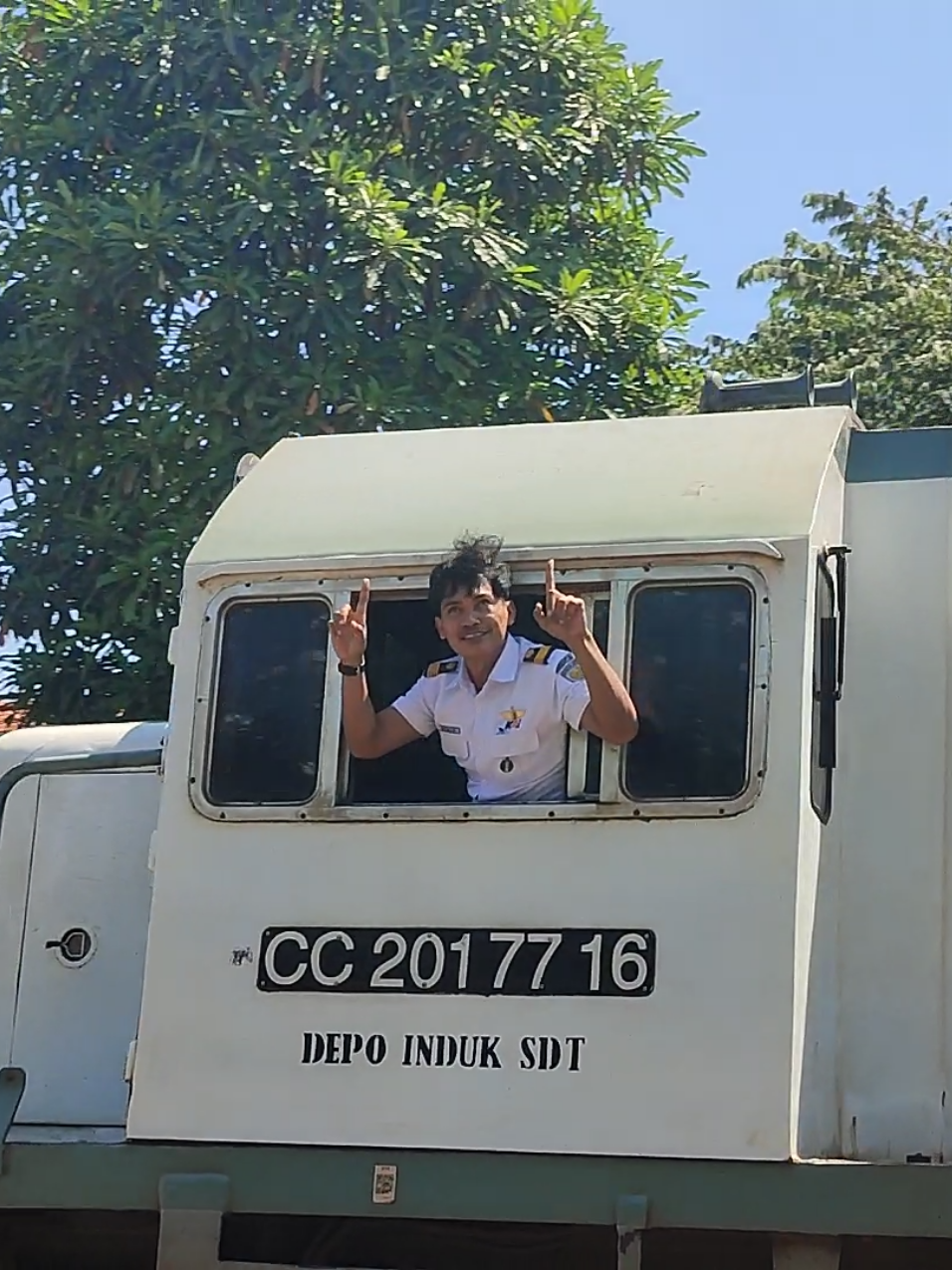 mas henjoo asikkkk #sepur #keretaapi #keretaapiindonesia #kai121 #fyppppppppppppppppppppppp #fypviral #fypdongggggggggシ #fyp #fypdong #fypシ゚ 