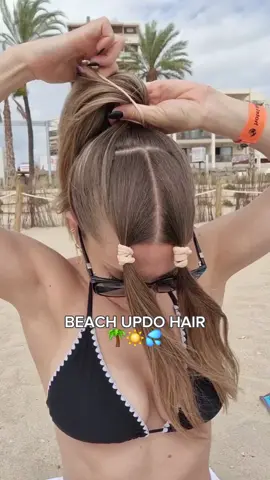 Beach bun vibes from Mallorca, can I go back now? 🌴☀️💦 I used @Kitsch  heat-protectant-styling-mist  . . #braidedhair #braidedhairstyles #braidtrends #braids #braidinspo #hairidea #coiffure #hair #hairstyle #hairstylevideo #hairstyletutorial #braidhack #hairtutorials #summerhairstyles #summerhair #poolhair #updo #updos #beachhair #beachvibes #beachhairdontcare #twistbraid 