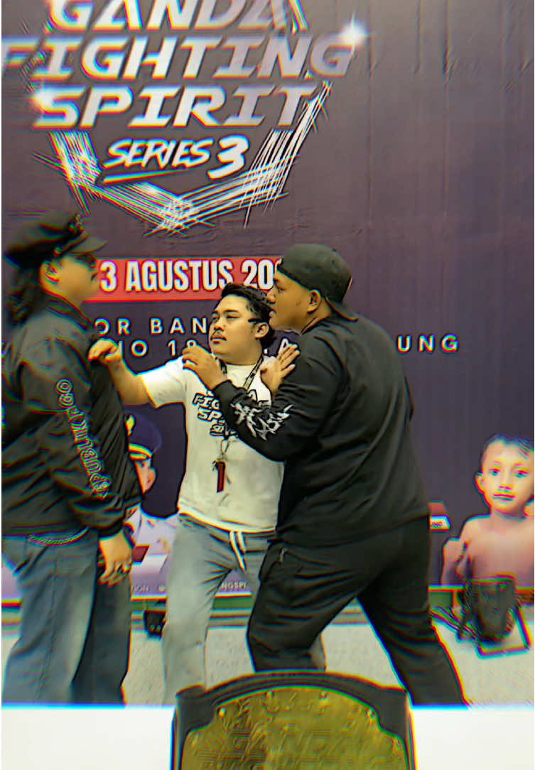 Akhirna panggih oge jeung jelema anu ngacallout aing. Gass tong loba cacicu @good_aslii #jebaglois #faceoff #boxing #boxing🥊 