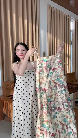 Chiếc váy cứu tinh trong mùa hè của chị em mình #mebauxinh #vaychebung #thoitrangnu #reviewmebau #vaydep #huongkytinh #OOTD #affiliatetiktok #tiktokaff 