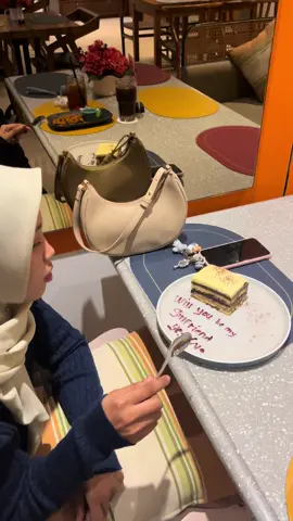 she said yes🤍#gilrfriend #pacar #pacaran #lopyu #iloveyou #fyppppp 